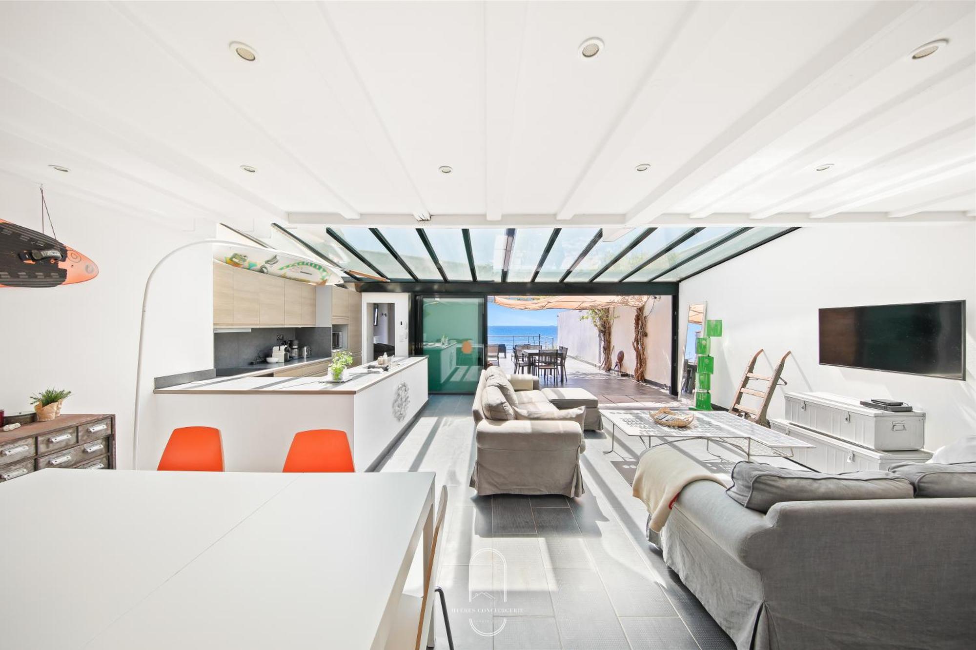 Maison Sur L'Eau-Hyeres-Almanarre-Parkings Clim Wifi By Hc Ngoại thất bức ảnh