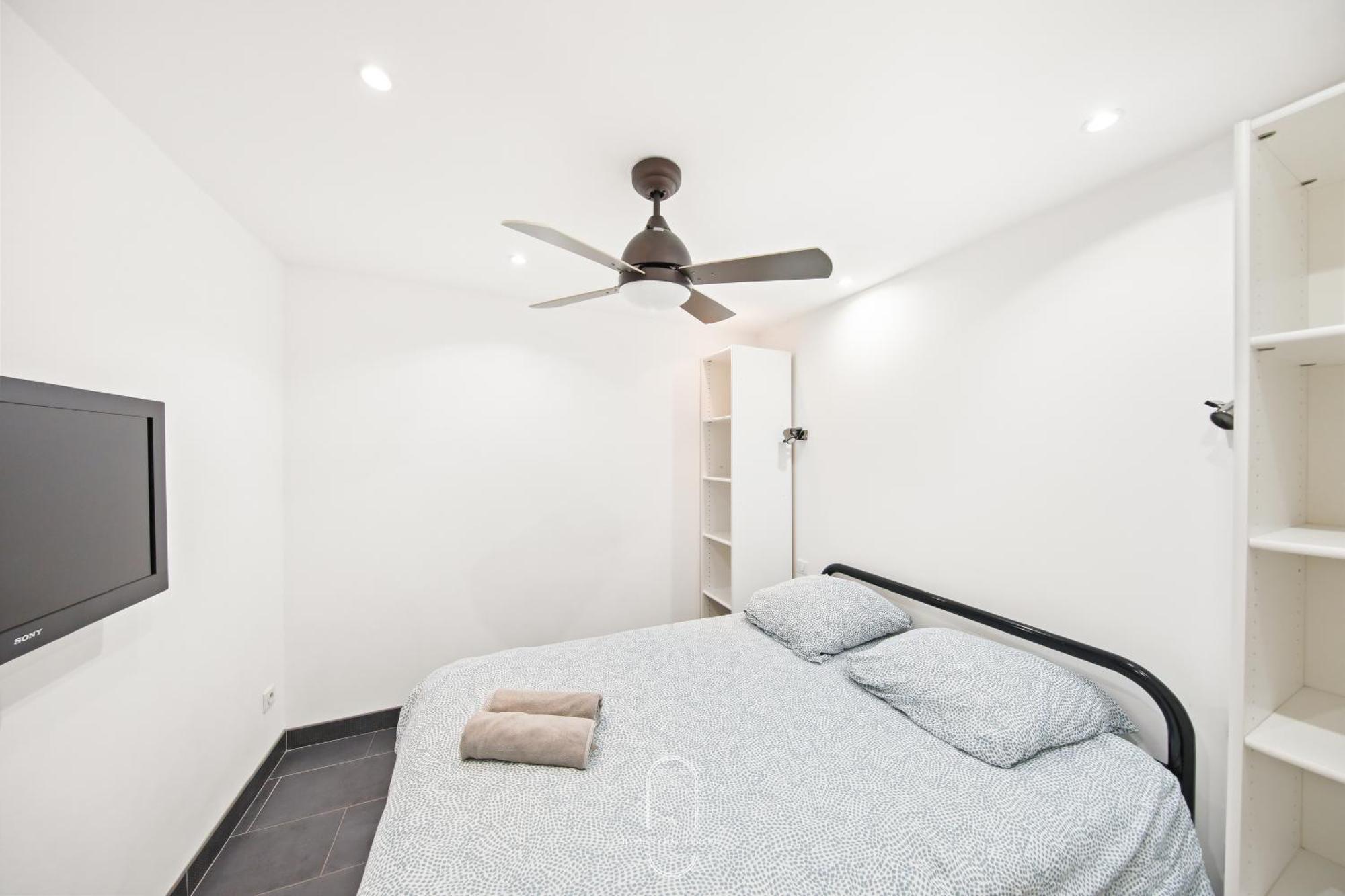 Maison Sur L'Eau-Hyeres-Almanarre-Parkings Clim Wifi By Hc Ngoại thất bức ảnh
